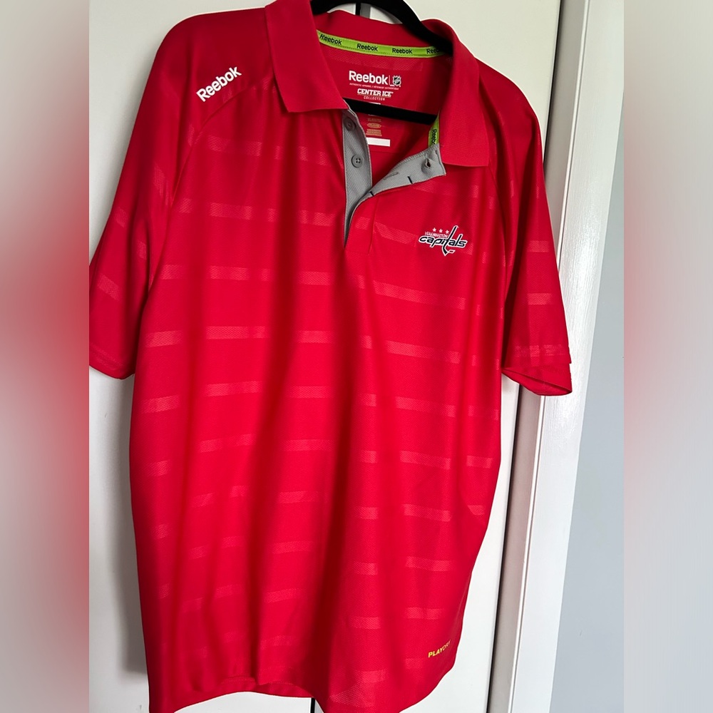 Washington Capitals Men’s Reebok Polo size XL